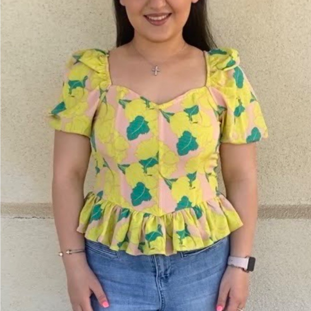 Milk &Honey Floral Short Sleeve Top XS